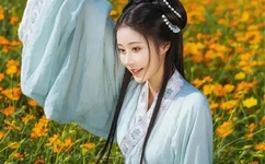 S货你是不是欠C了公交车视频